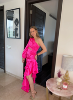 Load image into Gallery viewer, Cortina Dress
