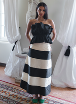 Load image into Gallery viewer, Serenata Skirt
